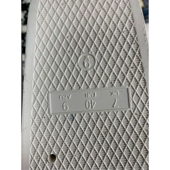 Iridescent Pink Betty Boop Slides - Picture 5 of 5